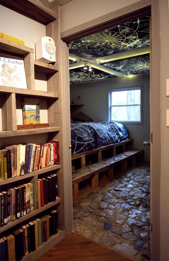Lost River Hostel Френч-Лик Экстерьер фото