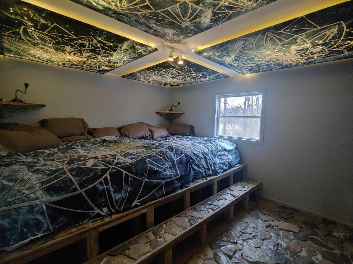 Lost River Hostel Френч-Лик Экстерьер фото