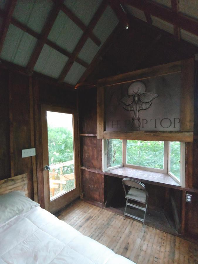 Lost River Hostel Френч-Лик Экстерьер фото