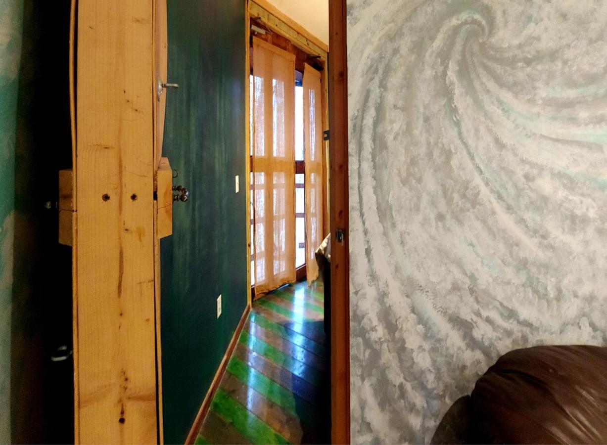 Lost River Hostel Френч-Лик Экстерьер фото